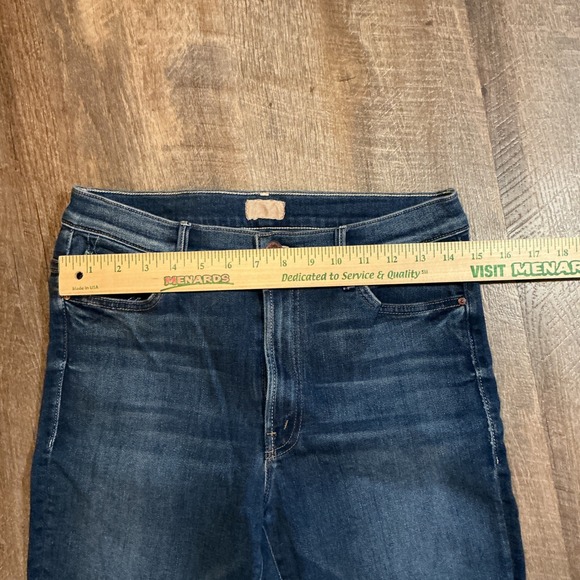 MOTHER Jeans The Insider Crop Step Fray in Sweet and Sassy Size 30 - Picture 10 of 13